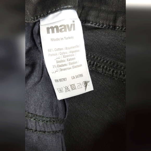Mavi Black denim "Alexa" mid-rise skinny jeans.  Size 30 - Picture 7 of 12